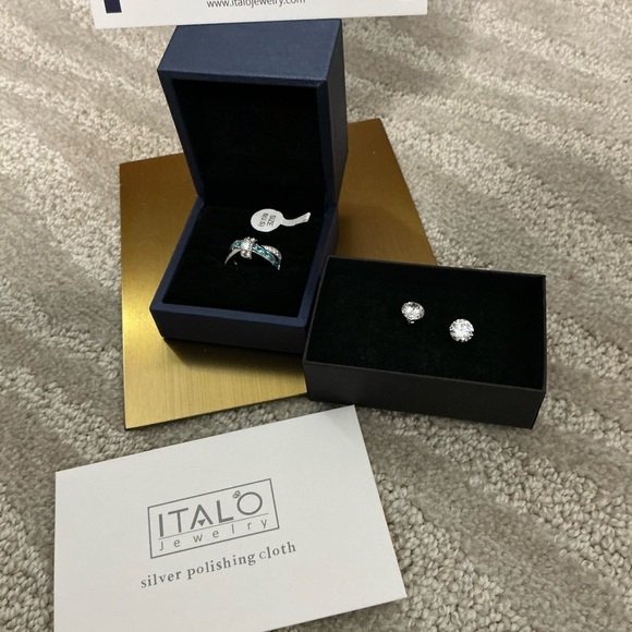 Italo Jewelry Offers the best quality! Silver Ring and Earring Set - Picture 7 of 10